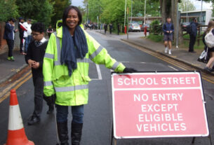 Carole Richards volunteering at School Streets Crescent Road