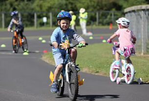 Palmer Park small children cycling