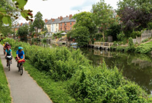 cycling around reading
