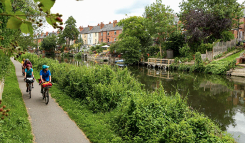 cycling around reading
